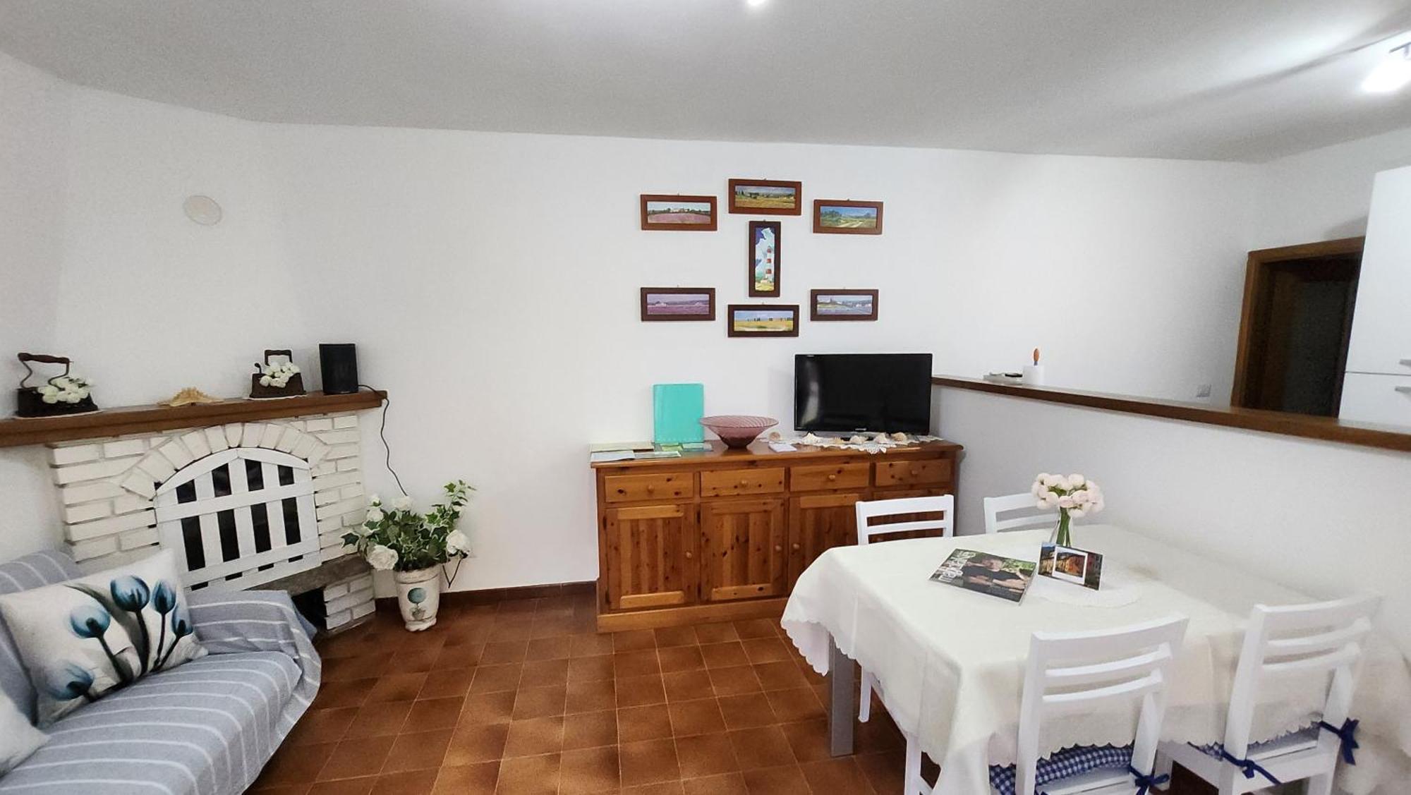 Laura'S Cottage With Lake View, Detached, 5 Kilometers From Varenna Lierna Exteriör bild