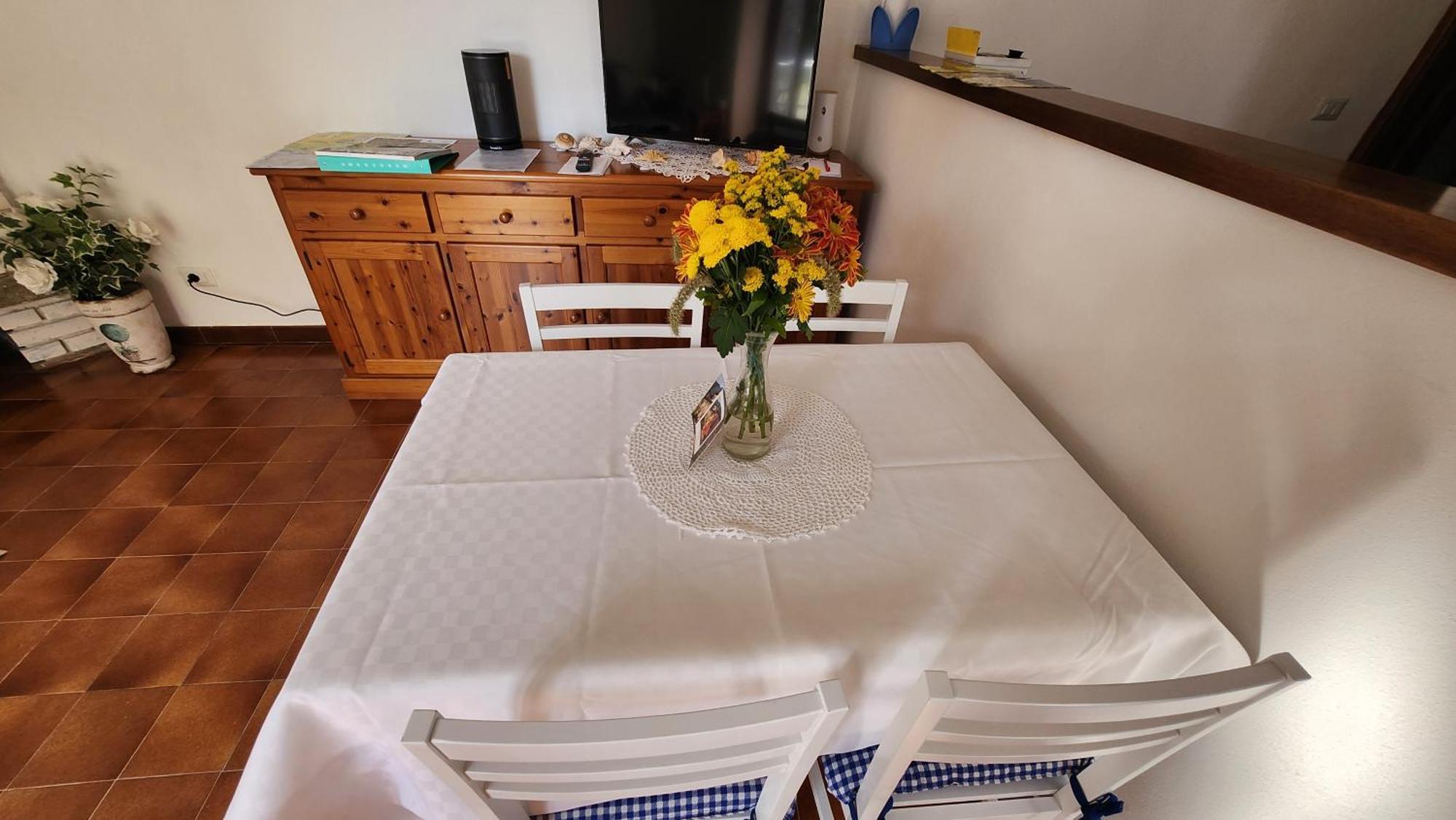 Laura'S Cottage With Lake View, Detached, 5 Kilometers From Varenna Lierna Exteriör bild